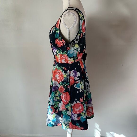 JF Skull & Floral Low V Neck Dress Sz M - Picture 5 of 12